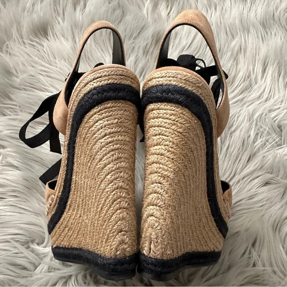 GUCCI Suede Wedge Wrap Espadrilles in Tan and Black Size 7 - Picture 7 of 11